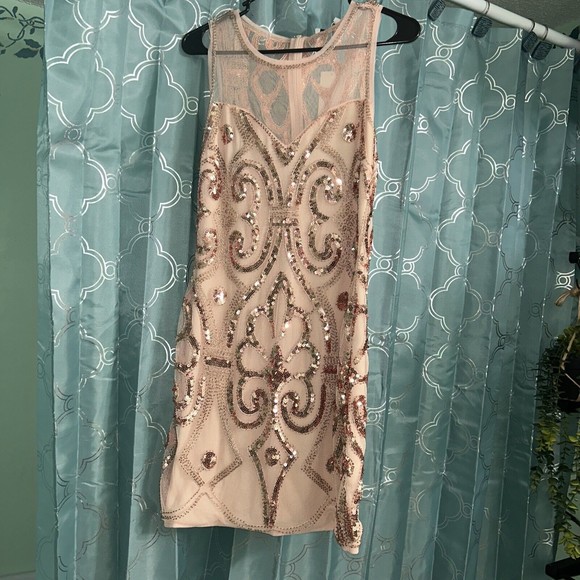 Vvm Curve Formal Dress. Size Medium.  Rose Gold. Sheer Top.  NWT. Has Stretch - Picture 2 of 14
